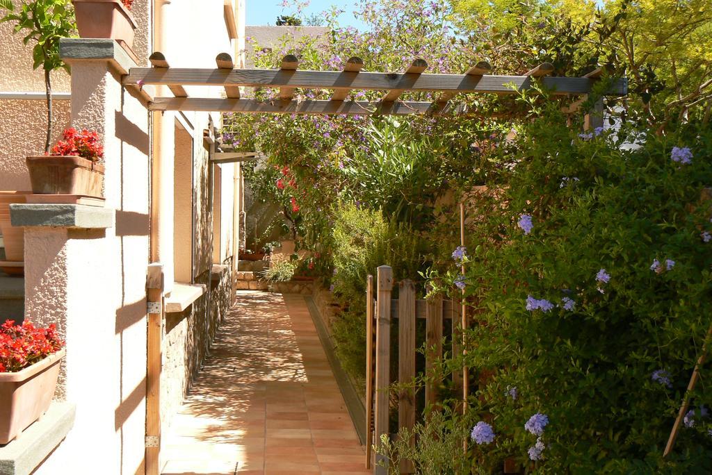 L' Escale Tranquille Bed and Breakfast Sète Exteriör bild